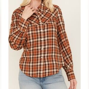 SHYANNE | WOMEN'S PLAID PRINT LONG SLEEVE BUTTON-DOWN SHIRT | Size M
